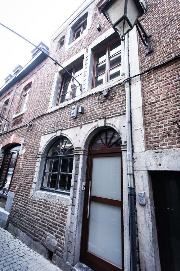 Appartement Atypique - Coeur Historique De Liege Bagian luar foto