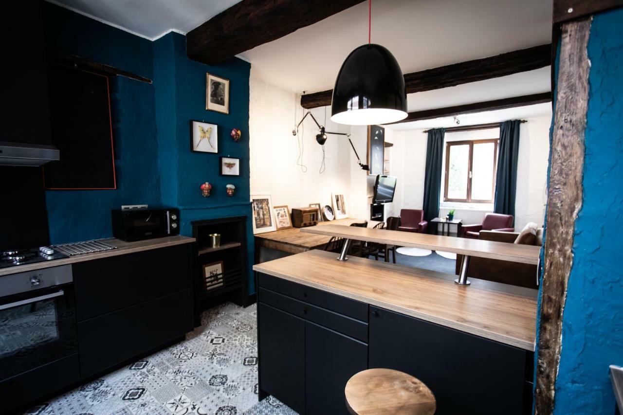 Appartement Atypique - Coeur Historique De Liege Bagian luar foto
