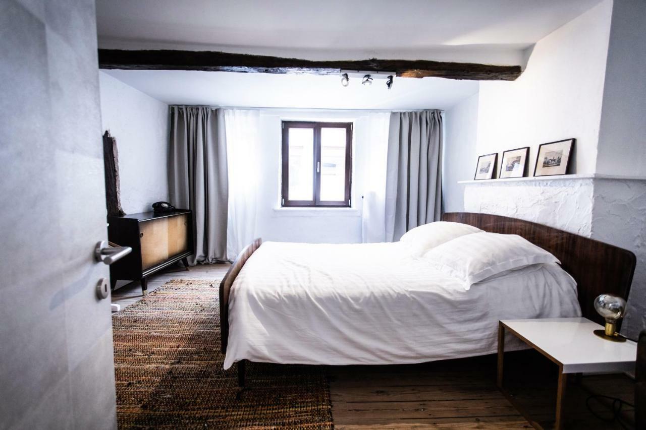 Appartement Atypique - Coeur Historique De Liege Bagian luar foto