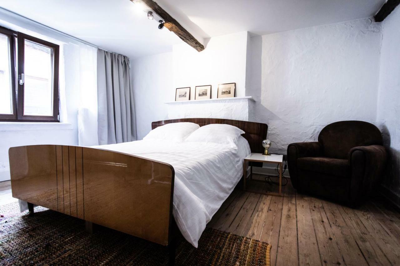 Appartement Atypique - Coeur Historique De Liege Bagian luar foto